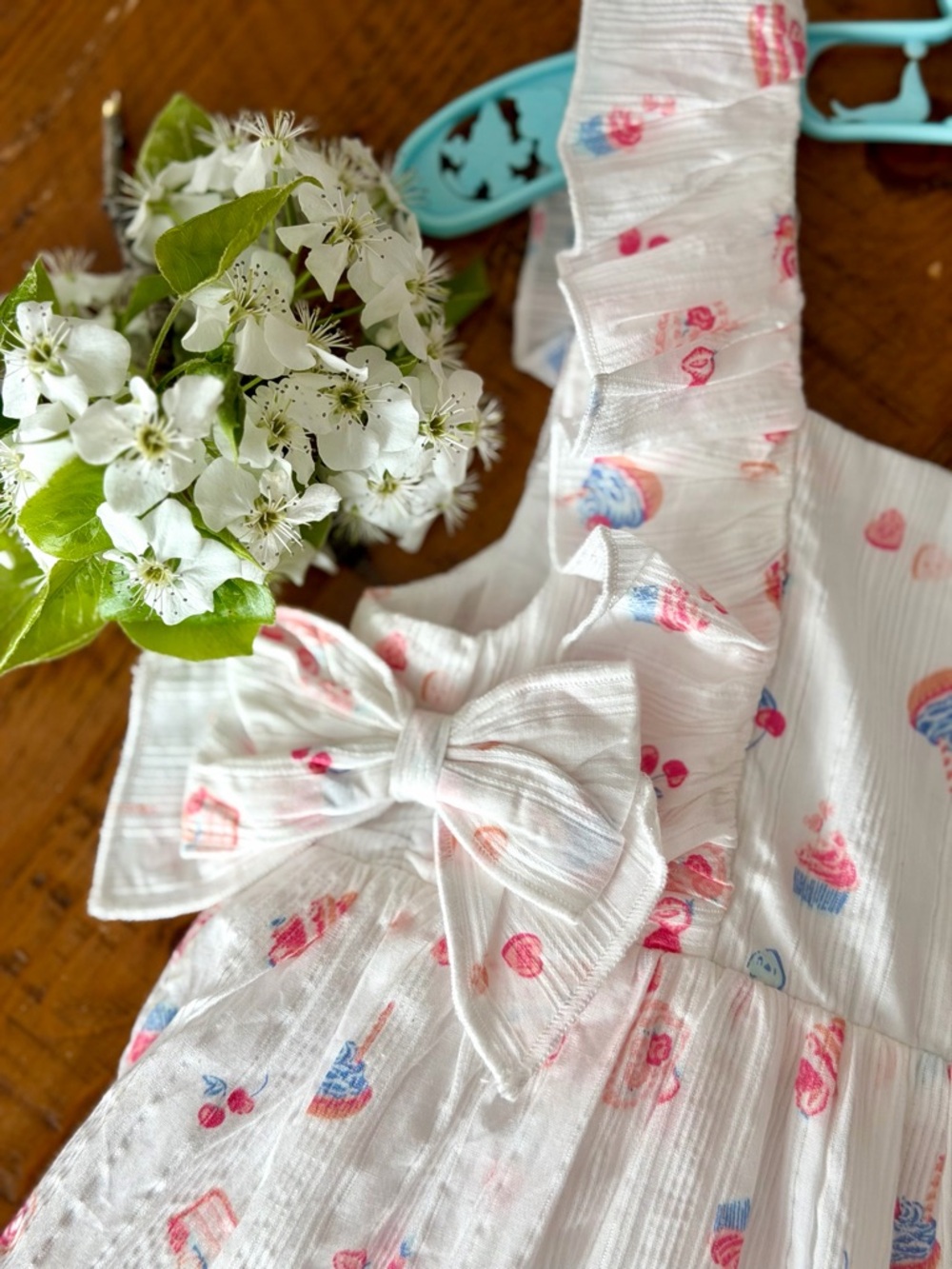 Girls White Sundress/birthday party dress with matching Birthday hat - Picture 13 of 16